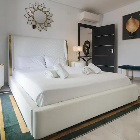 Villa Olivia - New! *