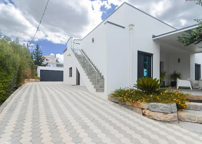 Olivia - New! Villa *