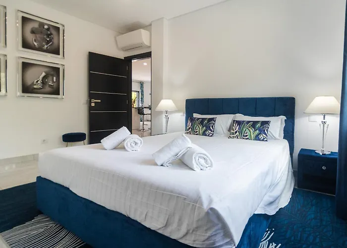 Villa Olivia - New! *