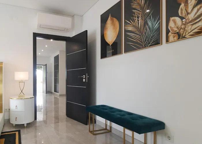 Olivia - New! Olhão