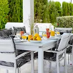 Olivia - New! Villa *
