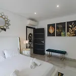 Olivia - New! Villa