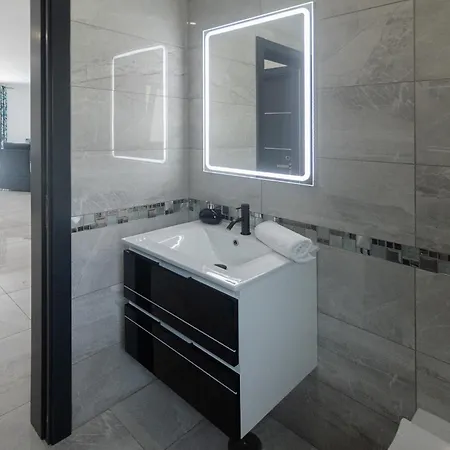 Βίλα Olivia - New!