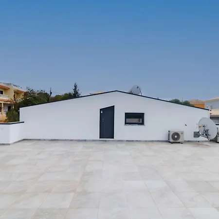 Villa Olivia - New! Quatrim do Norte